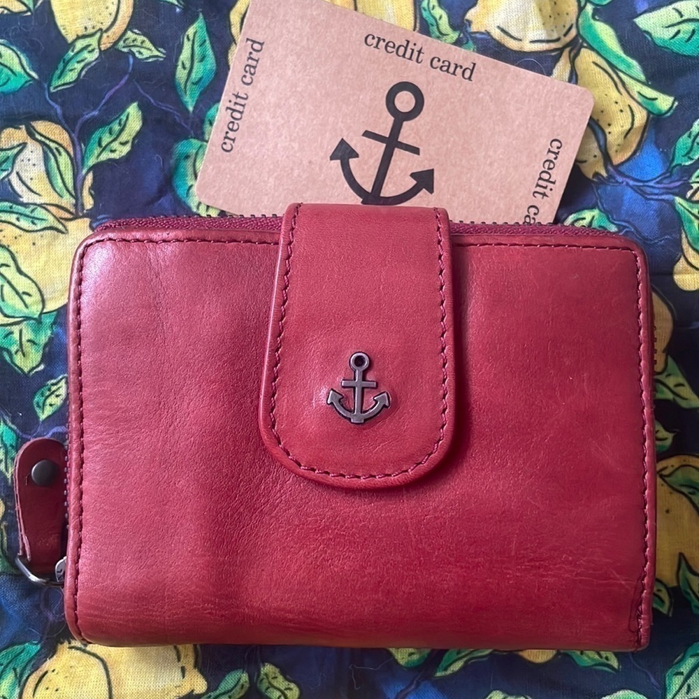 Brand New Harbour 2nd Genuine Leather Red Bifold Snap Wallet W Zip Pocket